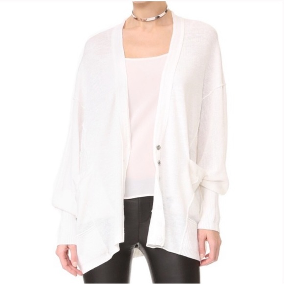 $128 FREE PEOPLE White DAYS LIKE THIS Oversized Cardigan Shrug Batwing Sweater M - Picture 6 of 15
